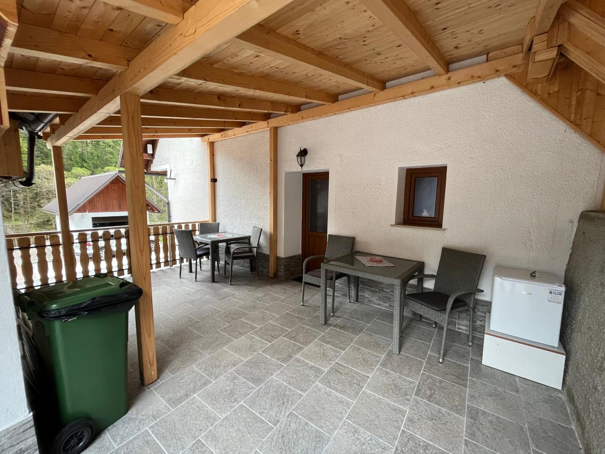 Apartmaji In Sobe Cuder Soča エクステリア 写真